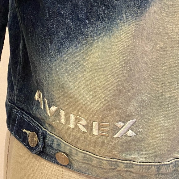 Avirex Distressed Stonewashed Denim Jean Jacket w Embroidery / Stitching / M - Picture 10 of 16